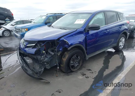 2015 Toyota Rav4 Le z USA, uszkodzony, nr VIN 2T3BFREV3FW358374